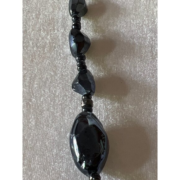 Black Glass Bead Necklace -- 32" - Picture 5 of 14